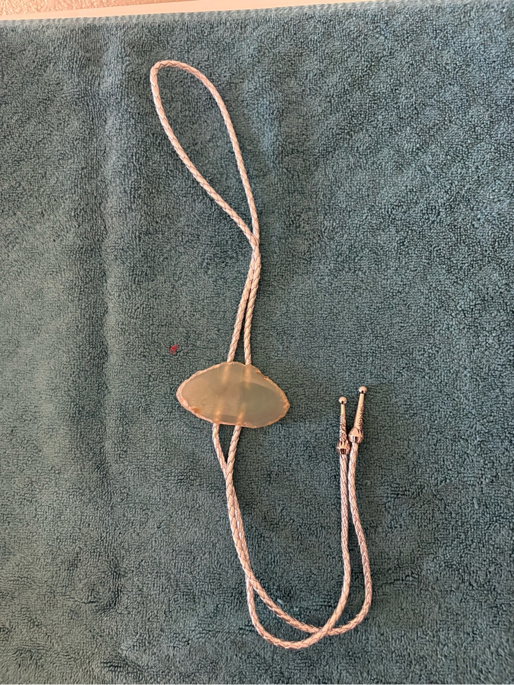 Men's Green Agate Bolo Tie with Silver Accents